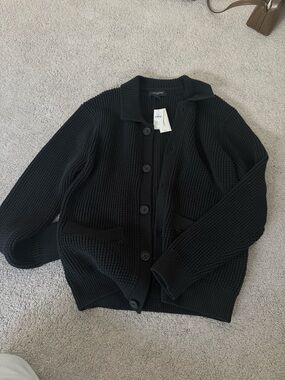 Banana republic - brand new with tags 
Size small black cardigan 
Unisex